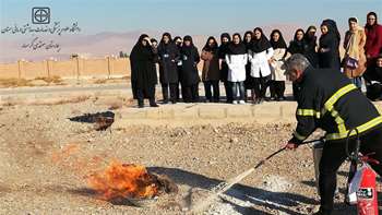 برگزاري دوره آتش نشاني در بيمارستان معتمدي