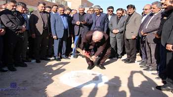 فاز آموزشي بيمارستان معتمدي گرمسار با حضور وزير بهداشت كلنگ زني شد